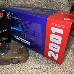 01 Corvette C5-R #2 (Overall Winner) Daytona 24hr (Raced) 118 Die Cast Gold