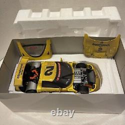 01 Corvette C5-R #2 (Overall Winner) Daytona 24hr (Raced) 118 Die Cast-In Box