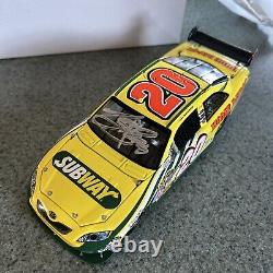 1/24 Action Tony Stewart #20 Subway 2008 Toyota Camry AUTOGRAPHED