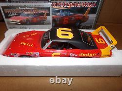 1/24 Buddy Baker #6 1969 Charger Daytona Autographed University Of Racing