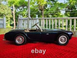 118 Exoto Race Legends #11130, 1963 AC Cobra Roadster, Daytona Standox Paradise