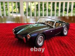 118 Exoto Race Legends #11130, 1963 AC Cobra Roadster, Daytona Standox Paradise