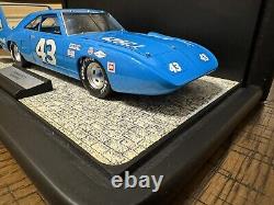 1970 Plymouth Superbird NASCAR Franklin Mint #43 Richard Petty 124 Diecast Car