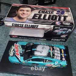 2018 Chase Elliott #9 Baja Blast Mountain Dew Chevy 1/24 Car