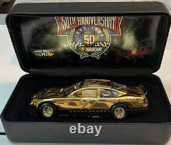 50th Anniversary NASCAR JOHN DEERE 24 Karat car, Ford Taurus 1998