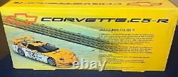 AUTOART 80006 Corvette C5-R 2000 Race Car #4 Pilgrim Collins Freon