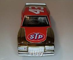 Action Richard Petty #43 Daytona 500 50 Years 1981 Buick Gold Chrome Autographed