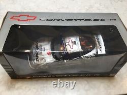 Autoart 1/18 Chevrolet Corvette C5-R Daytona 1999 Goodwrench #4 Diecast Race Car