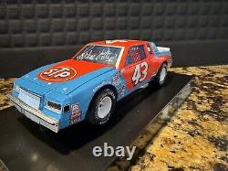 Autographed raced Version 1981 Richard Petty #43 STP Daytona Win Buick 1/ 780