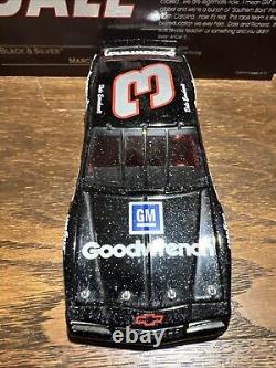 Dale Earnhardt 1988 Black & silver Goodwrench 1/24