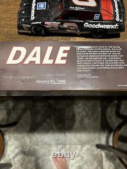 Dale Earnhardt 1988 Black & silver Goodwrench 1/24