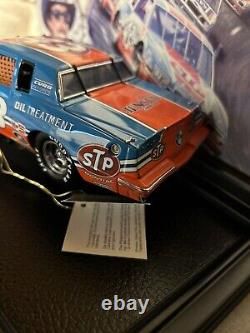 Franklin Mint Richard Petty's Pontiac Grand Prix Signed 124