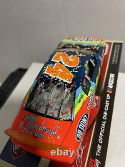 Jeff Gordon 1998 Dupont Darlington Win DUAL AUTO LIQUID COLOR 124 Scale Diecast