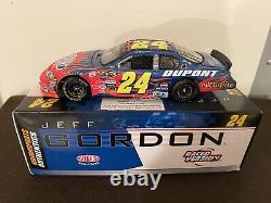 Jeff Gordon 2006 Dupont Sonoma Win AUTOGRAPHED Corporate Exclusive 124 Diecast