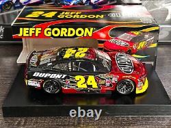 Jeff Gordon Autographed #24 DuPont Firestorm Fan Club Color Chrome 2024 1/24