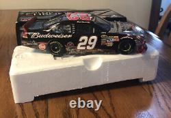 Kevin Harvick #29 Budweiser Realtree 2011 Impala Color Chrome 124 Scale 1/78