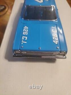 RICHARD PETTY 1967 FRANKLIN MINT #43 PLYMOUTH BELVEDERE Authenticity Papers