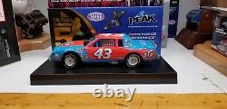 Richard Petty AUTOGRAPHED #43 1981 Daytona 500 Race Win 124Historical Diecast