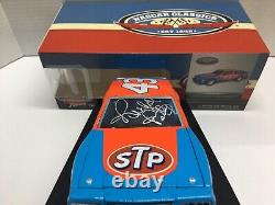 Richard Petty Autographed #43 Stp 1981 Daytona 500 Win 1981 Buick 1/24