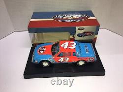 Richard Petty Autographed #43 Stp 1981 Daytona 500 Win 1981 Buick 1/24