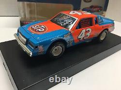 Richard Petty Autographed #43 Stp 1981 Daytona 500 Win 1981 Buick 1/24