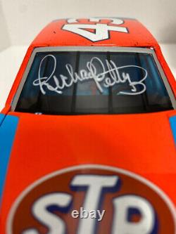 Signed Nascar Classics 1981 Richard Petty #43 Stp Daytona 500 Race Win 1/24