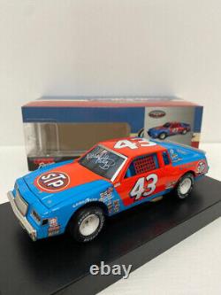 Signed Nascar Classics 1981 Richard Petty #43 Stp Daytona 500 Race Win 1/24