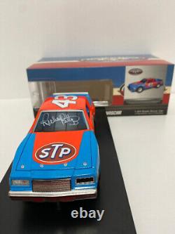 Signed Nascar Classics 1981 Richard Petty #43 Stp Daytona 500 Race Win 1/24