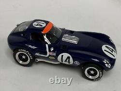 1/18 Réplique de la voiture Cheetah #17 de 1964 à Daytona en jaune de Ralph Slayer #23