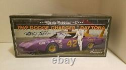 1969 #42 Marty Robbins Dodge Charger Daytona Par University Of Racing Legends