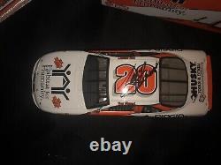 1999 Tony Stewart Dédié 1/24 Échelle Habitat Pour L'humanité Home Depot Hauler