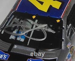 2004 Action Jimmie Johnson #48 Lowes Atlanta Course Gagnée 124 Voiture Signée Autographe