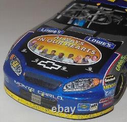 2004 Action Jimmie Johnson #48 Lowes Atlanta Course Gagnée 124 Voiture Signée Autographe