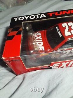 2006 Johnny Benson #23 1/24 Toyota Tundra Auto by Dave Blaney TRÈS RARE