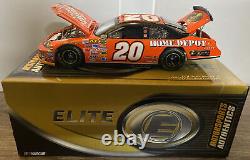 2006 Tony Stewart Daytona Pepsi 400 Gagnant de la course Action 124 Voiture moulée sous pression ELITE READ