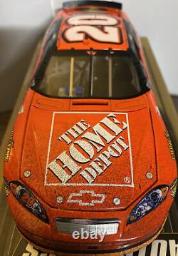 2006 Tony Stewart Daytona Pepsi 400 Gagnant de la course Action 124 Voiture moulée sous pression ELITE READ