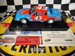 AUTOGRAPHIÉ RICHARD PETTY #43 STP 1981 Buick 7ème victoire à Daytona Version de course 1/780