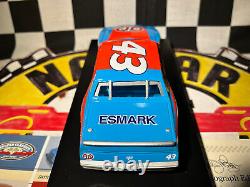 AUTOGRAPHIÉ RICHARD PETTY #43 STP 1981 Buick 7ème victoire à Daytona Version de course 1/780