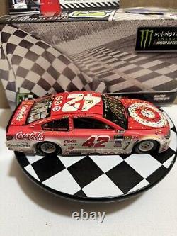 Autographié Kyle Larson #42 Cible Richmond Win 2017 SS 1/24 Nascar Miniature en fonte sous pression