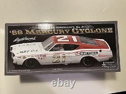 Cale Yarborough #21 Dédicacé Université De Course 1968 Mercury Cyclone 124