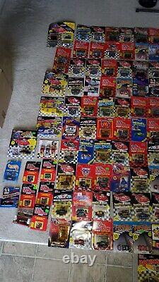 Champions de course Lot de 100 164 Hot Wheels Revell Earnhardt NASCAR Daytona