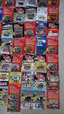 Champions de course Lot de 100 164 Hot Wheels Revell Earnhardt NASCAR Daytona