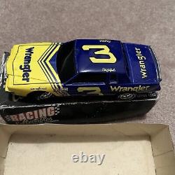 Club de collectionneurs de voitures de course d'Amérique Dale Earnhardt 124 Stock Car 1995 Banque n°2