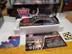 Dale Earnhardt Jr 2014 National Guard 1/24 Daytona 500 Raced Win Color Chrome <br/>  Dale Earnhardt Jr 2014 National Guard 1/24 Daytona 500 Victoire de course en couleur chrome