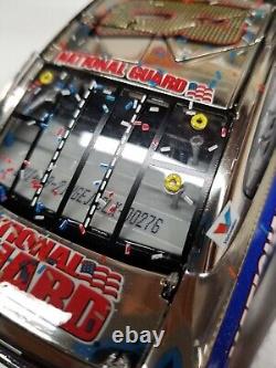 Dale Earnhardt Jr 2014 National Guard 1/24 Daytona 500 Raced Win Color Chrome <br/>

	Dale Earnhardt Jr 2014 National Guard 1/24 Daytona 500 Victoire de course en couleur chrome