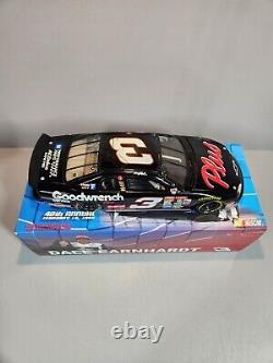 Dale Earnhardt, champion de Daytona Goodwrench Plus 1998 1/18 voiture moulée sous pression Action 1-4008