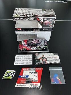 'Din 3 Kurt Busch 2017 Daytona 500 Win Raced Version 1/24 Scale Nascar Diecast' translates to 'Din 3 Kurt Busch 2017 Daytona 500 Win Raced Version 1/24 Scale Nascar Diecast' in French.