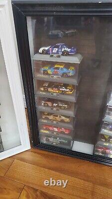 Énorme lot de 43 voitures de course miniatures Revell Nascar 1/43 avec étuis