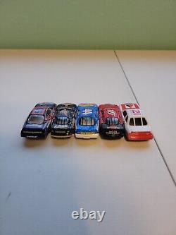 Énorme lot de 50 voitures de course NASCAR à l'échelle 1/64 en vrac Lot 2 Gordon Busch + Plus