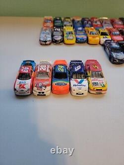 Gros lot de 50 voitures de course NASCAR à l'échelle 1:64 en vrac Lot 1 Gordon Earnhardt + Plus